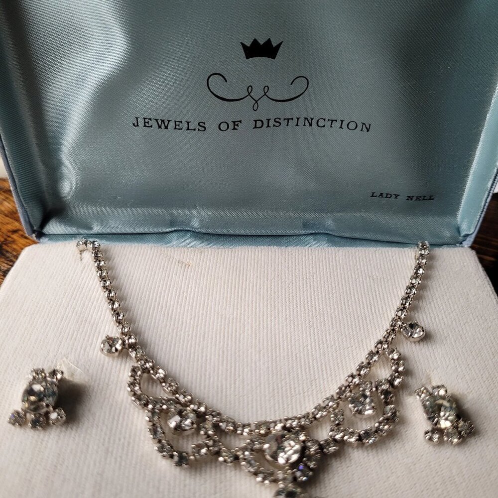 Jewels of Distinction Lady Nell Clear Necklace ,Earring Set, Swarovski Crystal
